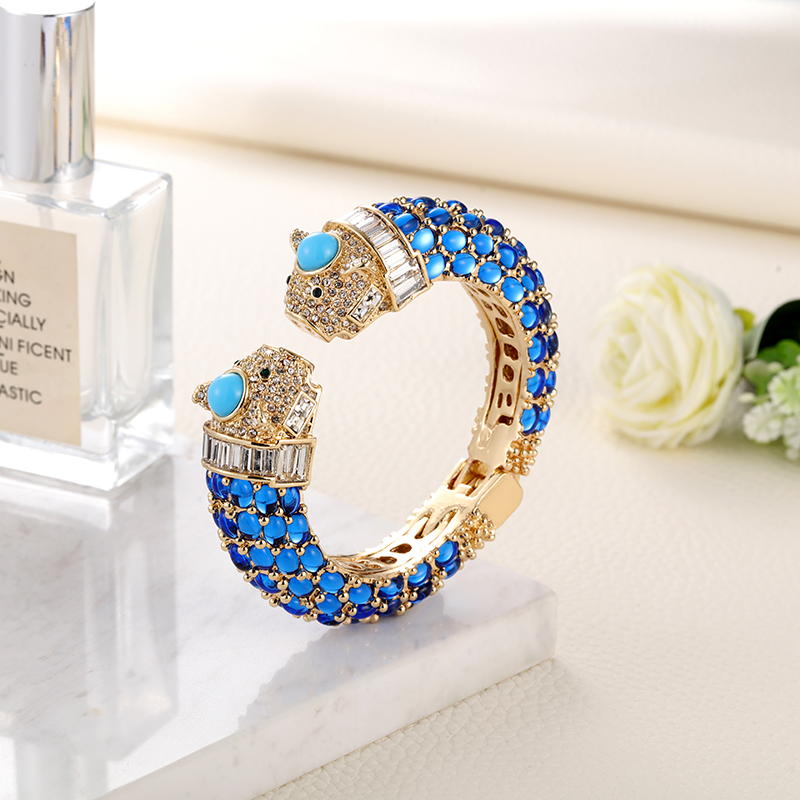 Paradise Jewelry & Watches Llc Miami Photos - กำไลข้อมือรูปสัตว์ Sally's Paradise ชุบทอง ประดับเรซิ่นและคริสตัล ของขวัญวันคริสต์มาสและวันรำลึกสำหรับผู้หญิง