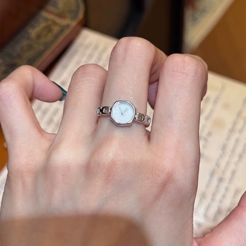 แหวนเปิดรูปทรงนาฬิกาที่ไม่เหมื - Unique Jewelry Watches บทวิจารณ์และราคา