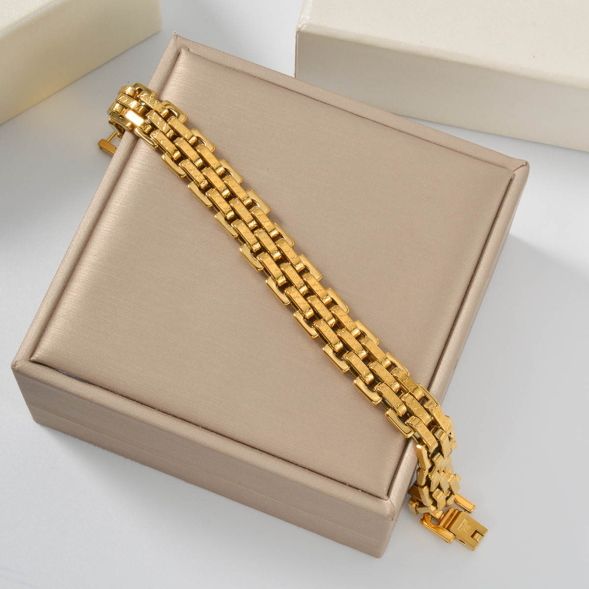 สายนาฬิกาแบบย้อนยุค สร้อยข้อมื - Unique Jewelry Watches บทวิจารณ์และราคา