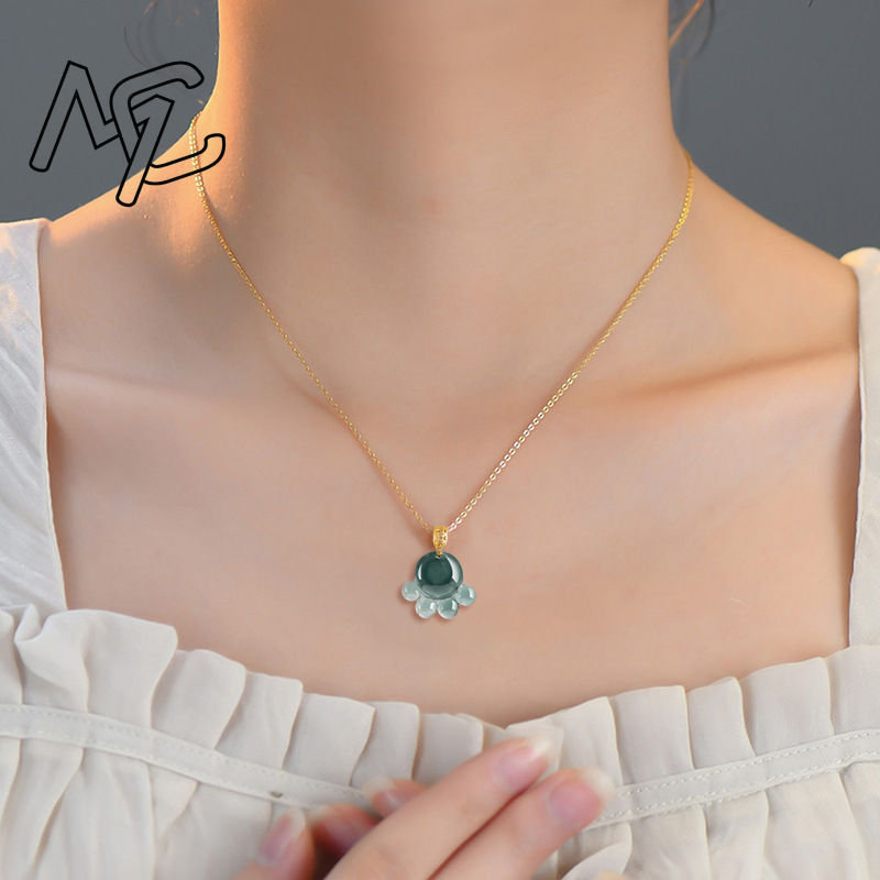 จี้หยกน้ำเงินธรรมชาติรูปอุ้งเท - Jewelry & Watches Vitopoulos บทวิจารณ์และราคา