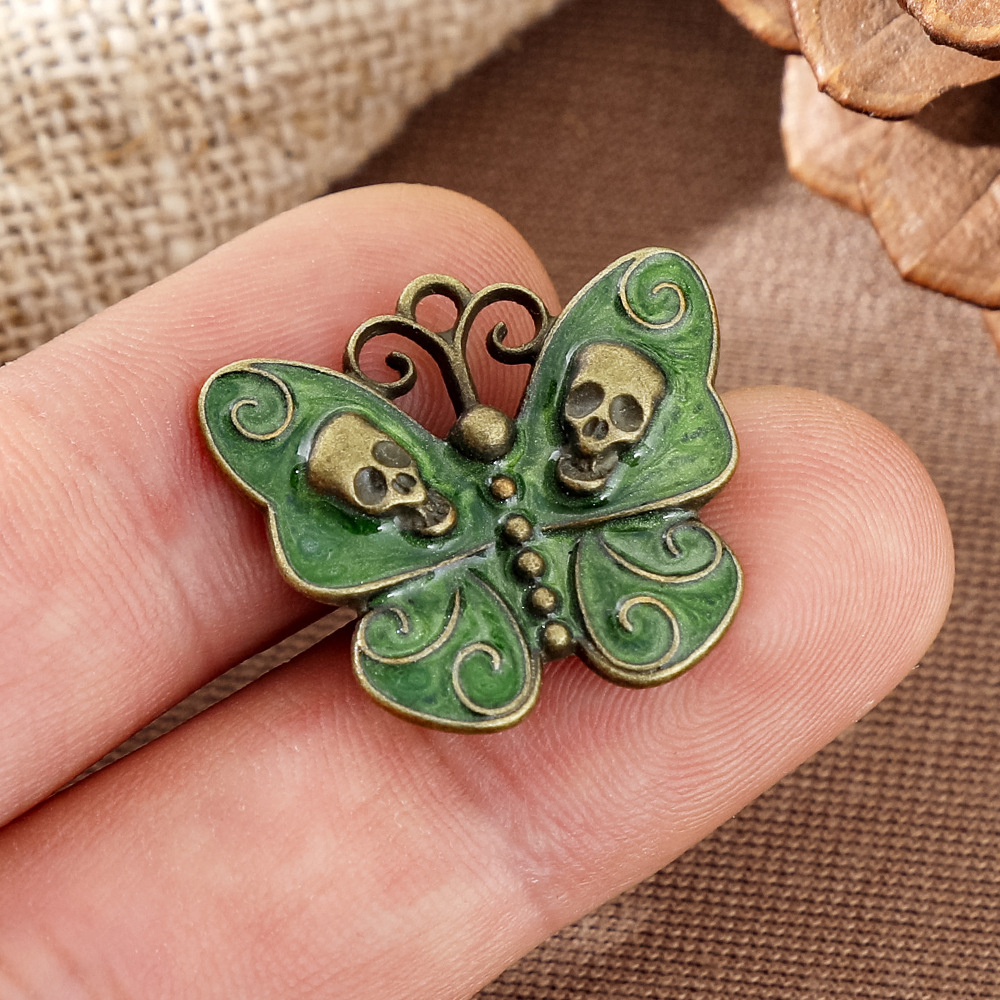 จี้รูปผีเสื้อหัวกะโหลกสไตล์โกธ - Butterfly Pendant Necklace บทวิจารณ์และราคา